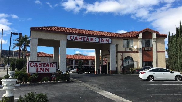 Castaic Inn Six Flags Valencia image 7